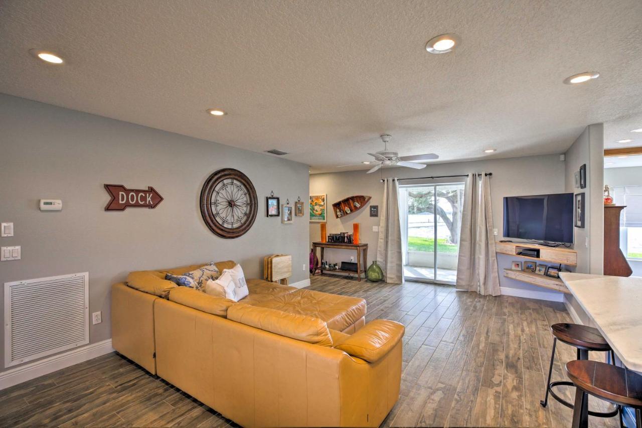 Waterfront Lake Placid Home With Dock And Fire Pit ภายนอก รูปภาพ