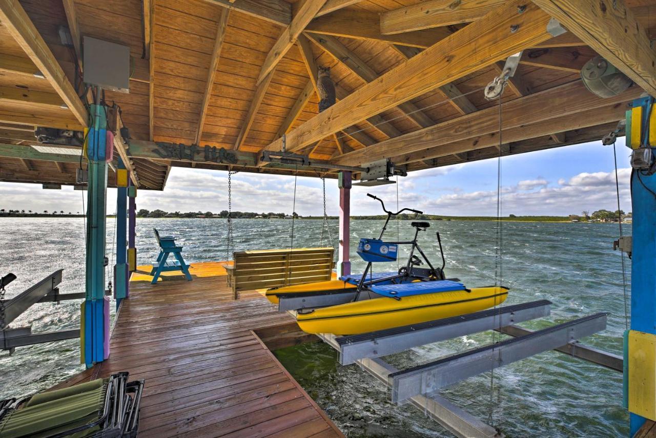 Waterfront Lake Placid Home With Dock And Fire Pit ภายนอก รูปภาพ